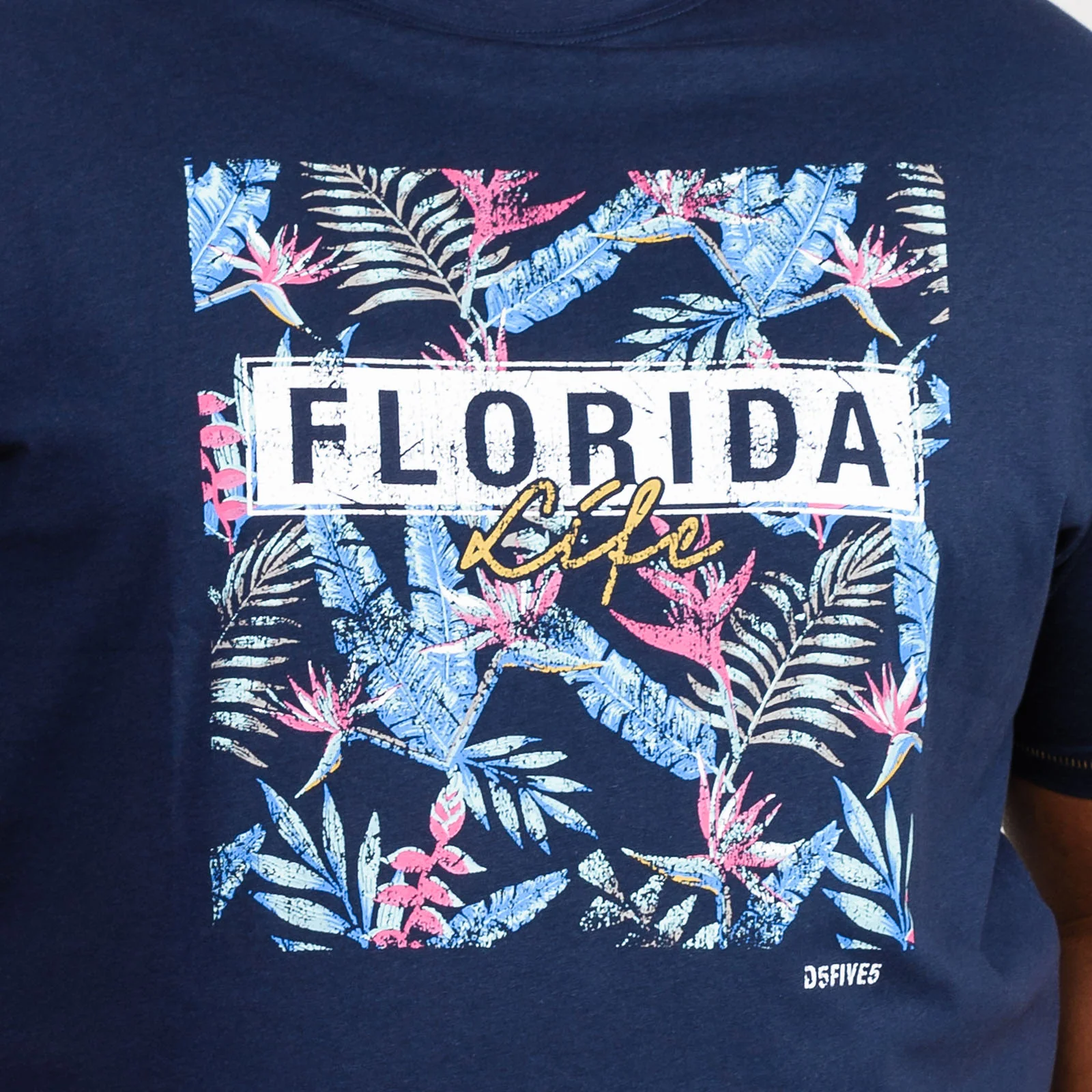D555 Mens Prestwick Big & Tall Florida Floral T-Shirt - Navy - Image 3