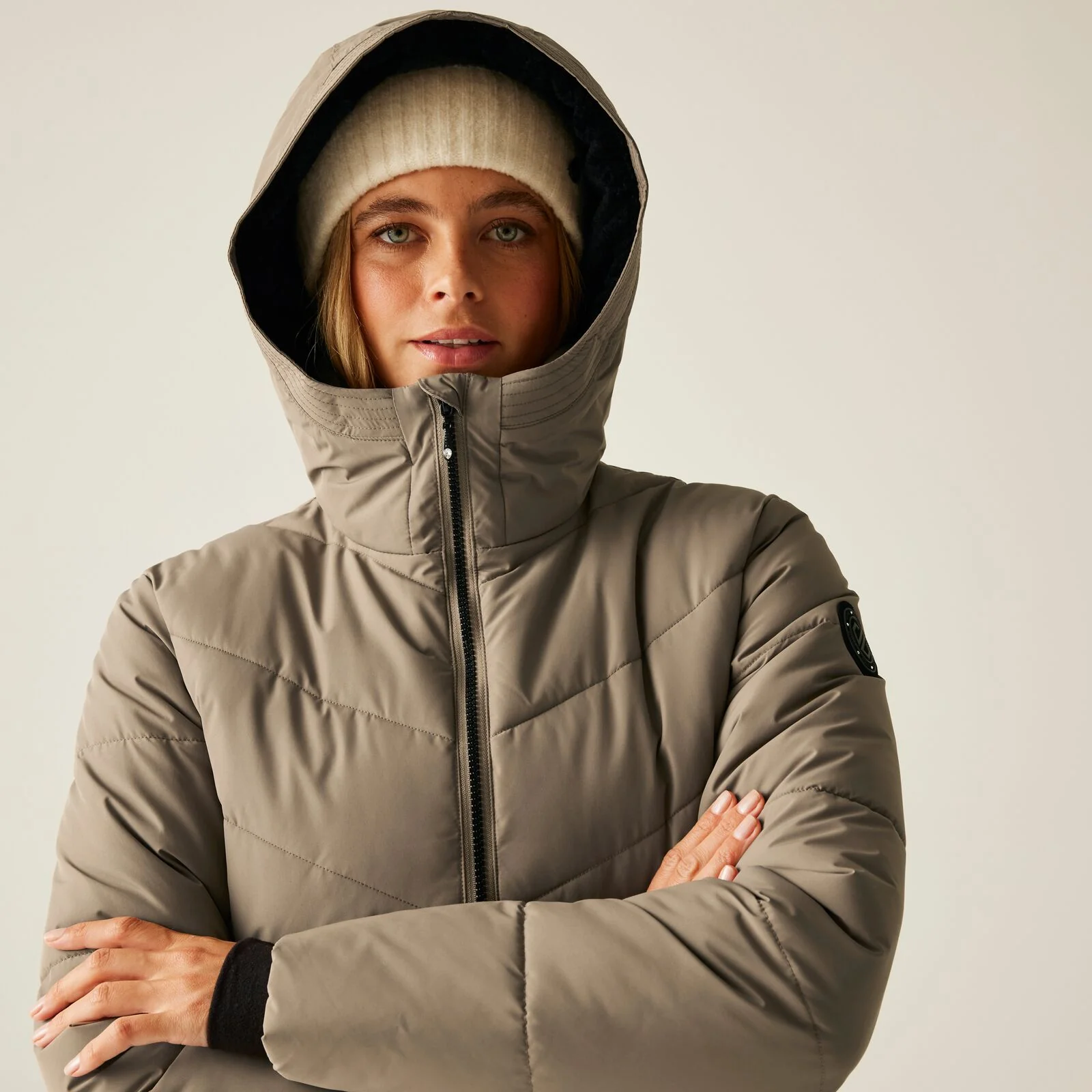 Dare 2b Womens Striking V Slim Fit Waterproof Ski Jacket - Image 12