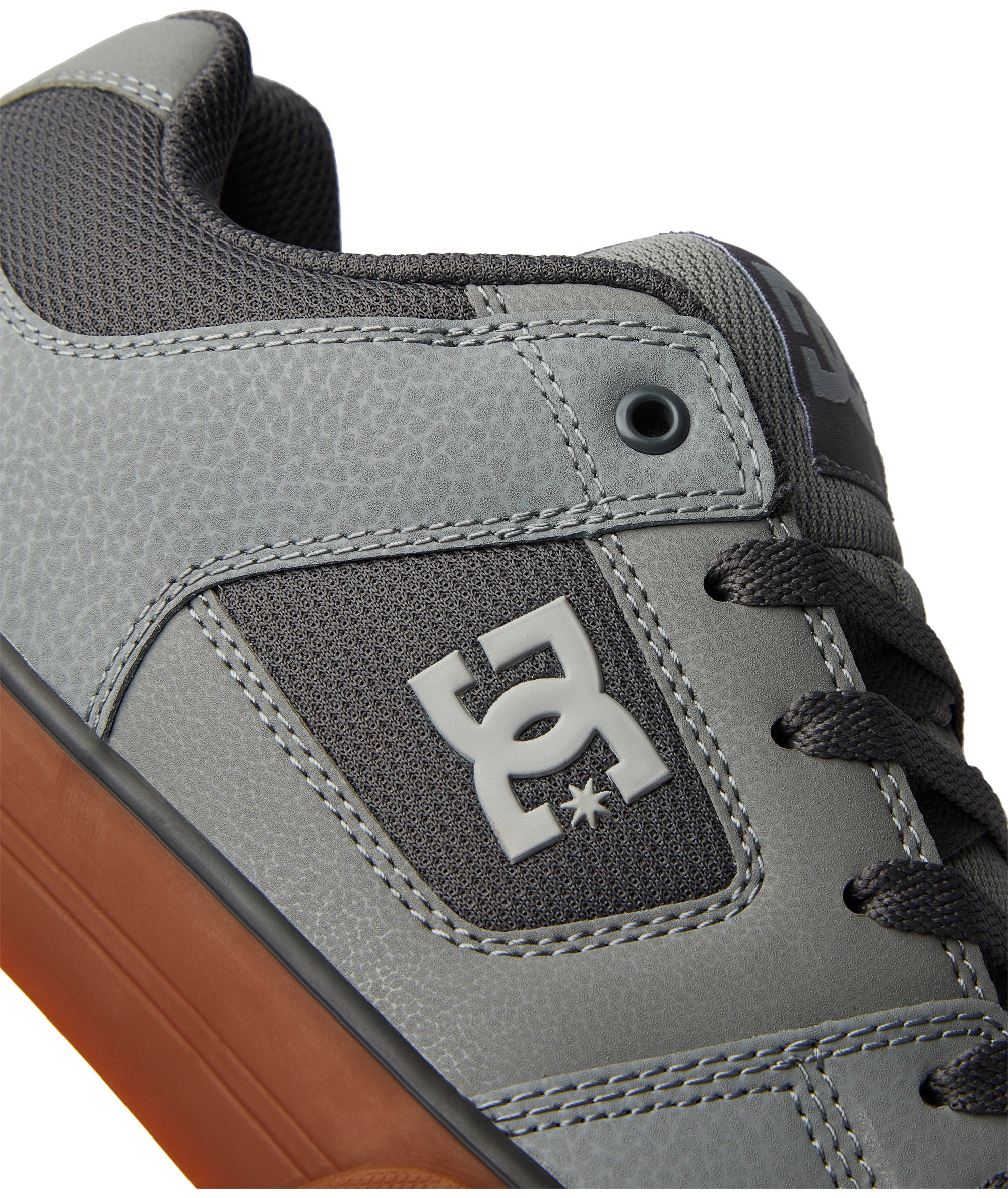 DC Shoes Mens Pure Leather Low Rise Trainers - Image 23