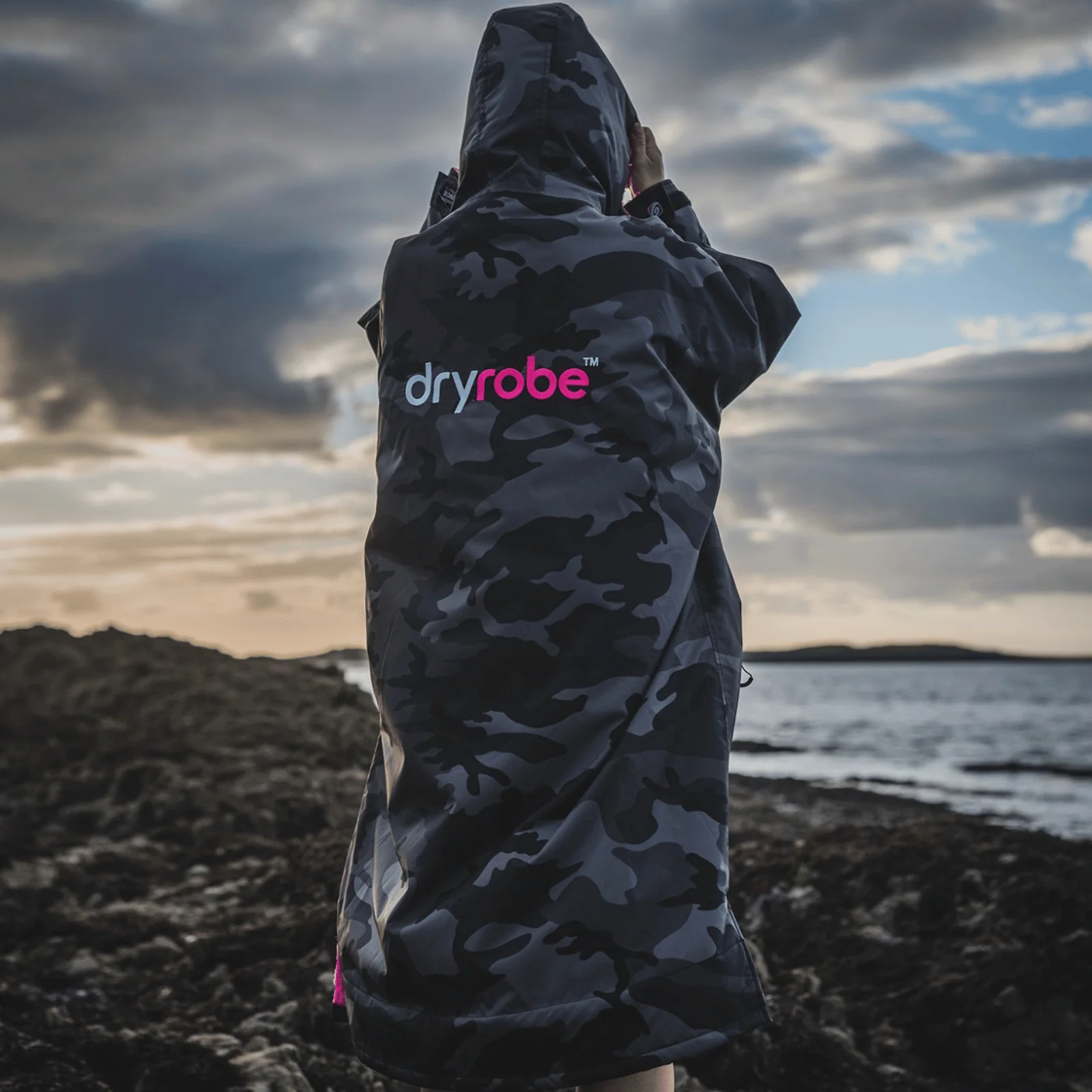dryrobe Advance Long Sleeve Changing Robe - Image 130