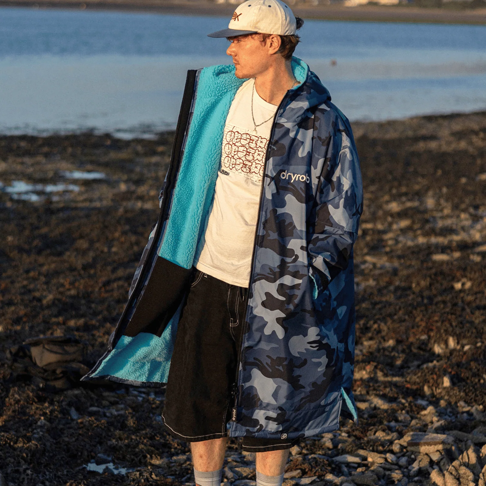 dryrobe Advance Long Sleeve Changing Robe - Image 157