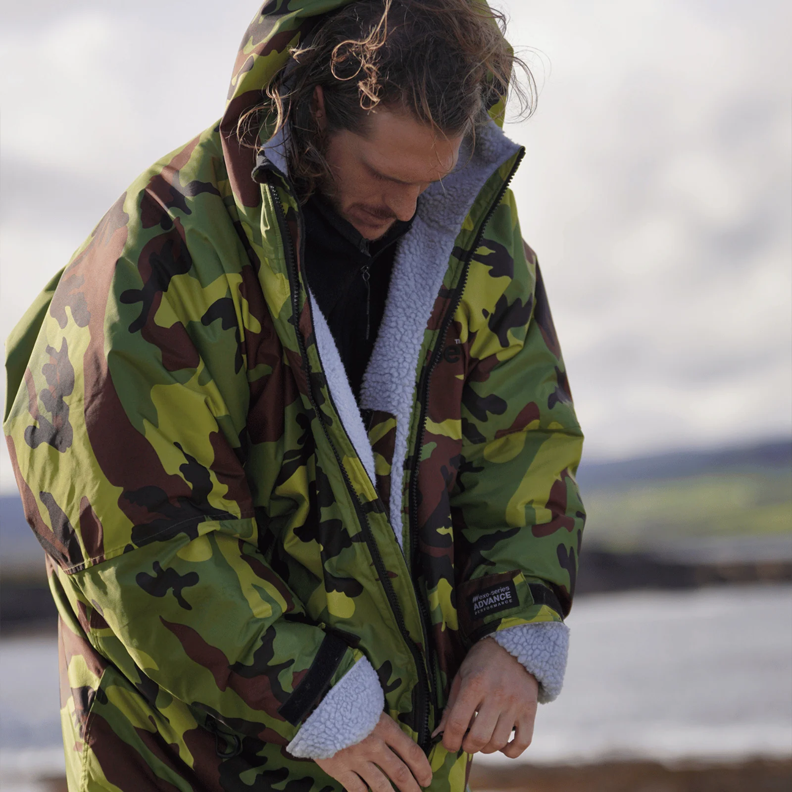 dryrobe Advance Long Sleeve Changing Robe - Image 188