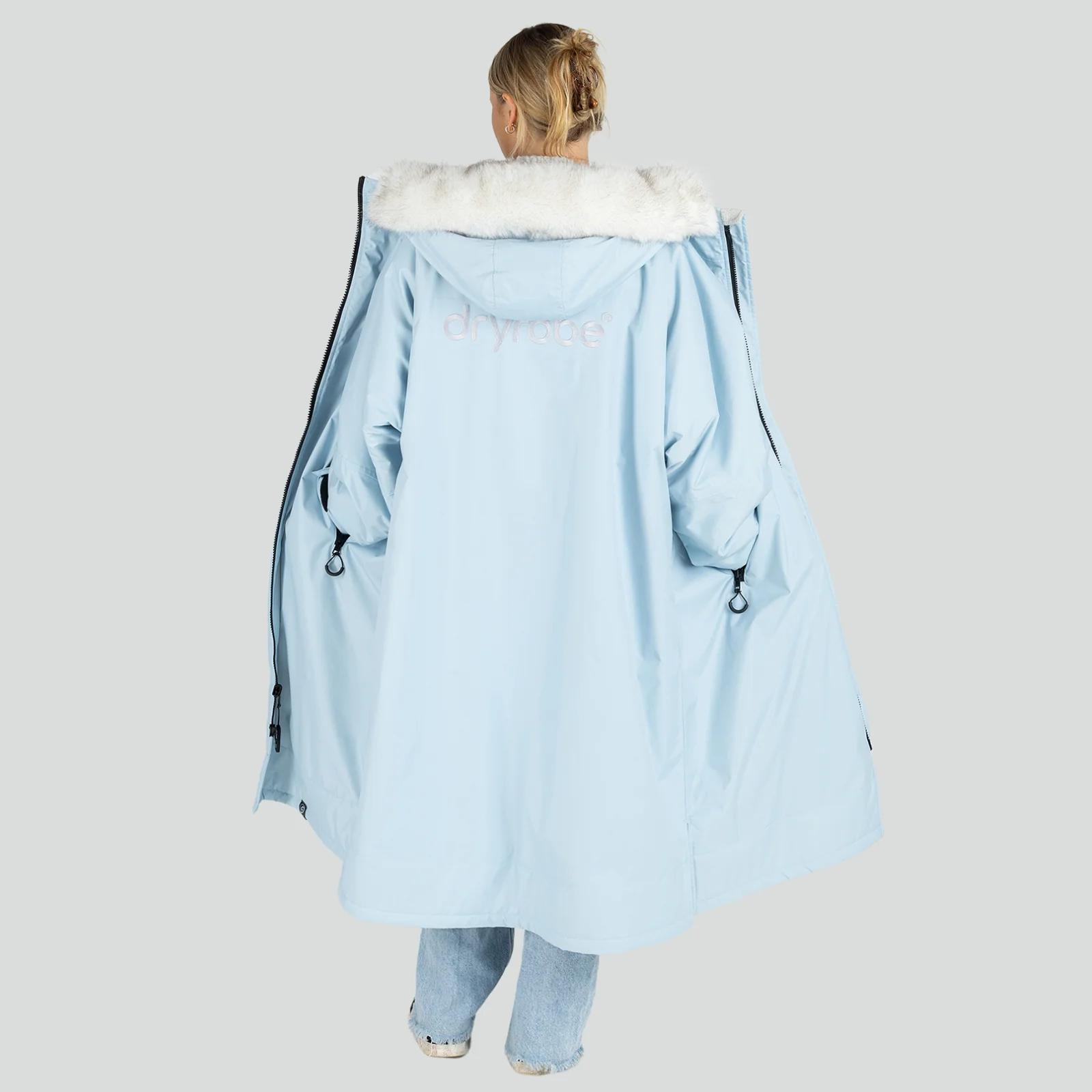 dryrobe Alpine Range Advance Long Sleeve Changing Robe - Image 9