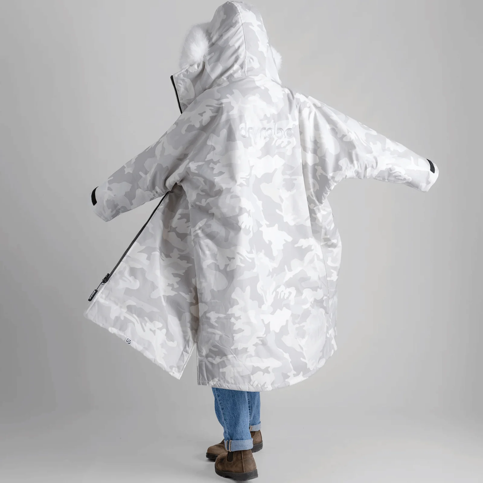 Dryrobe Unisex Alpine Advance Long Sleeve Changing Robe - Image 5