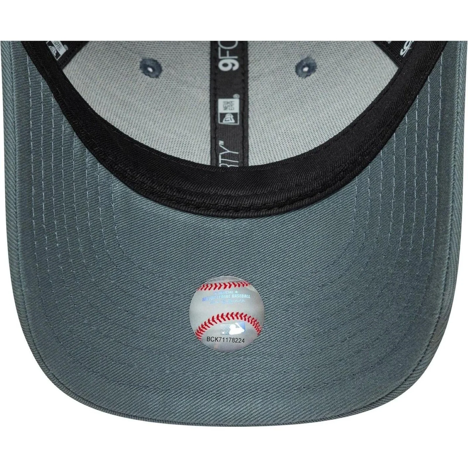 New Era Kids 9FORTY New York Yankees Baseball Cap - Image 5