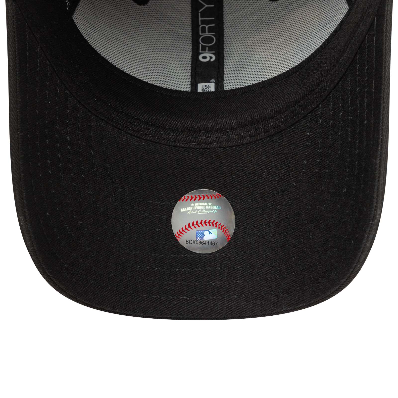 New Era Kids New York Yankees 9FORTY League Essential Baseball Cap - Image 5