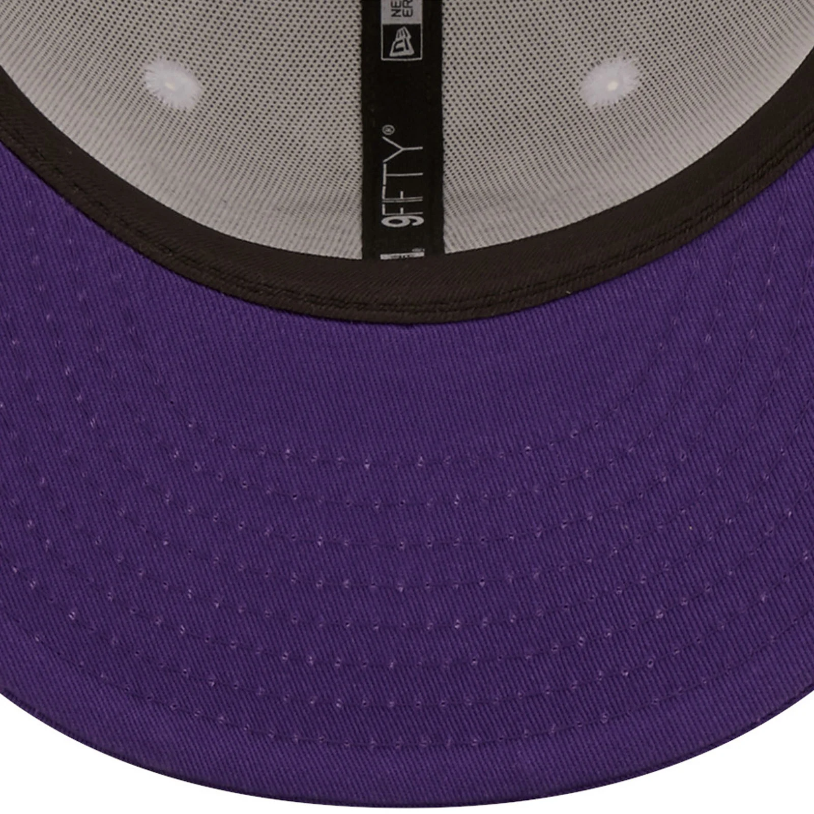 New Era LA Lakers White Crown Team 9FIFTY Snapback Cap - White - Image 5