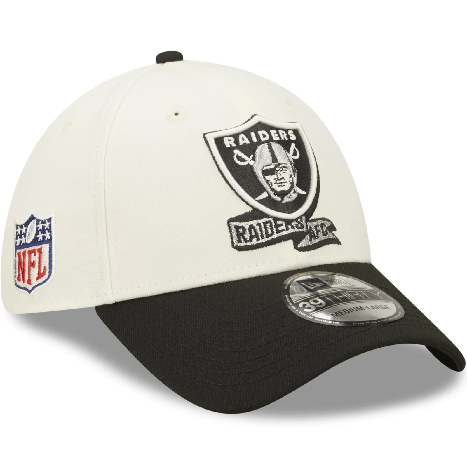 New Era Las Vegas Raiders NFL 39THIRTY Sideline 2022 Baseball Cap - White - Image 3