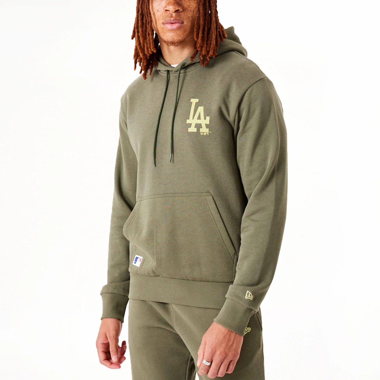New Era Los Angeles Dodgers League Essentials Pullover Hoodie - Green - Image 2