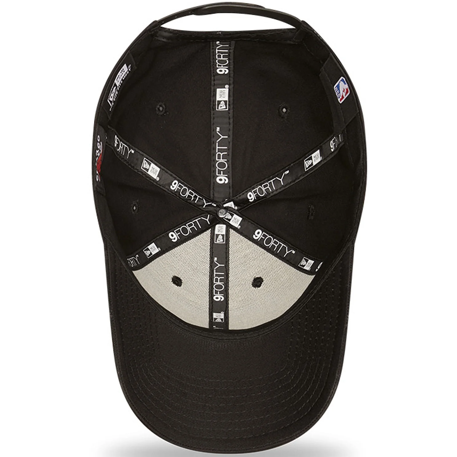 New Era Mens Chicago Bulls 9FORTY NBA Monogram Logo Baseball Cap - Black - Image 5