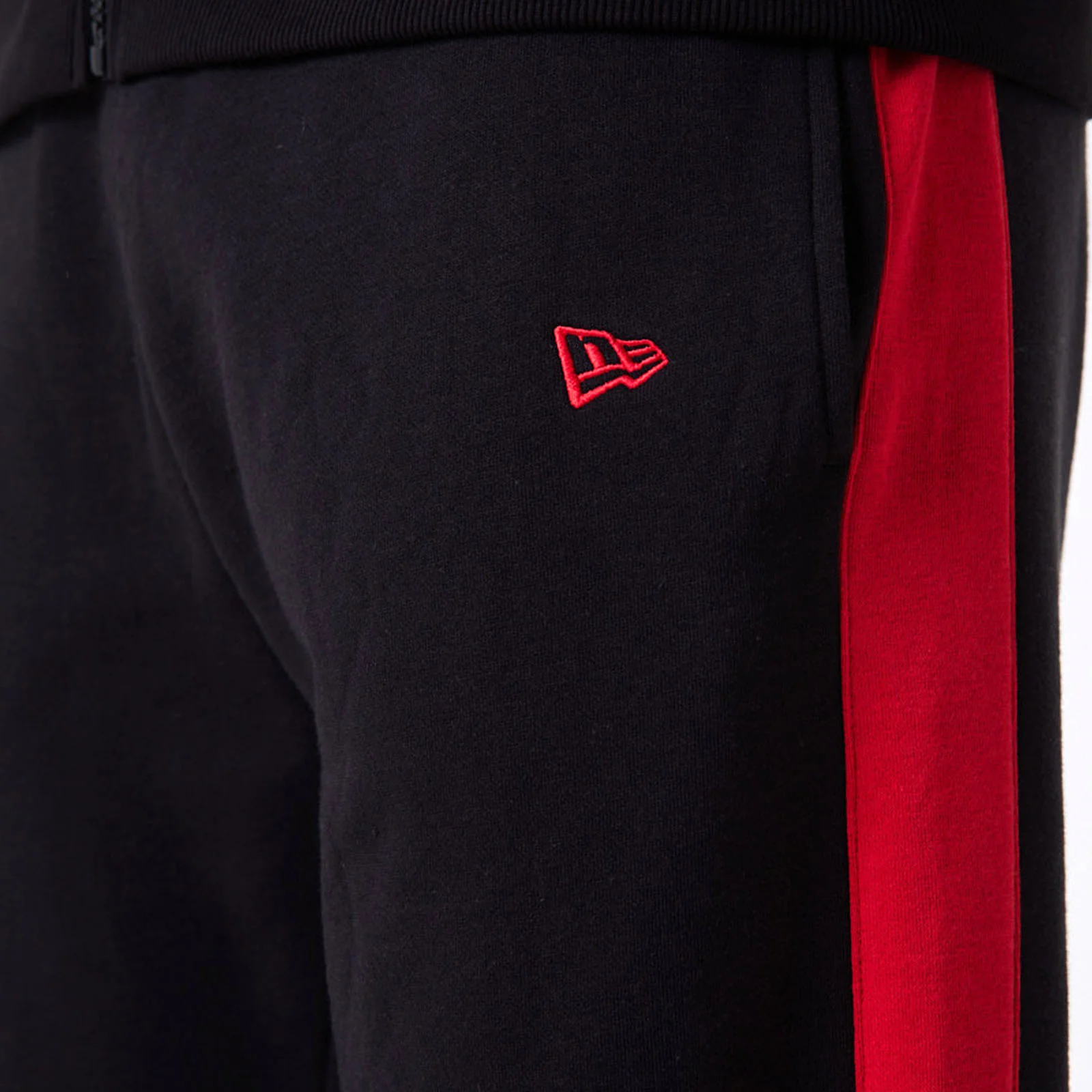 New Era Mens Chicago Bulls NBA Panel Tapered Joggers - Black - Image 5