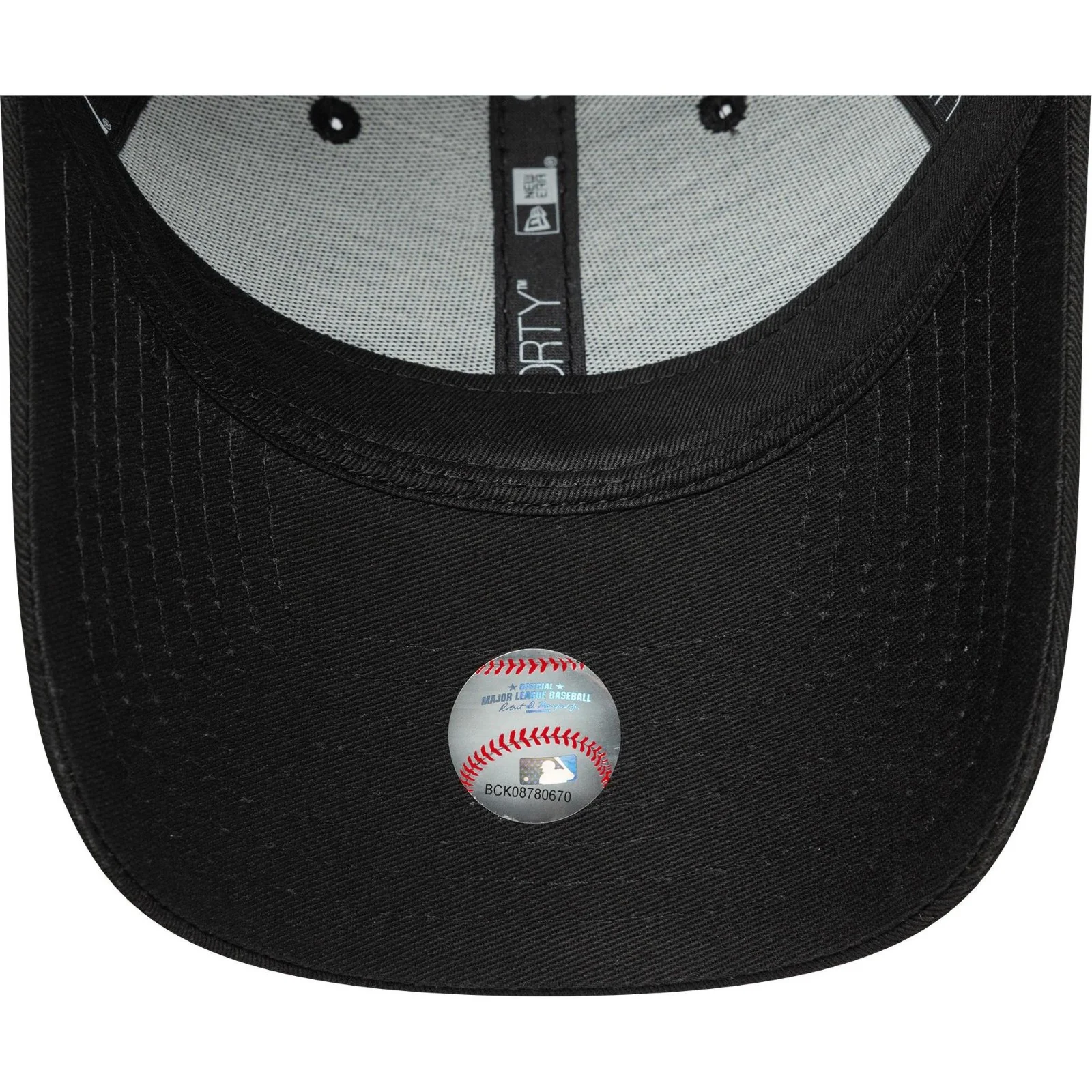 New Era Womens 9FORTY New York Yankees Baseball Cap - Black - One Size - Image 5