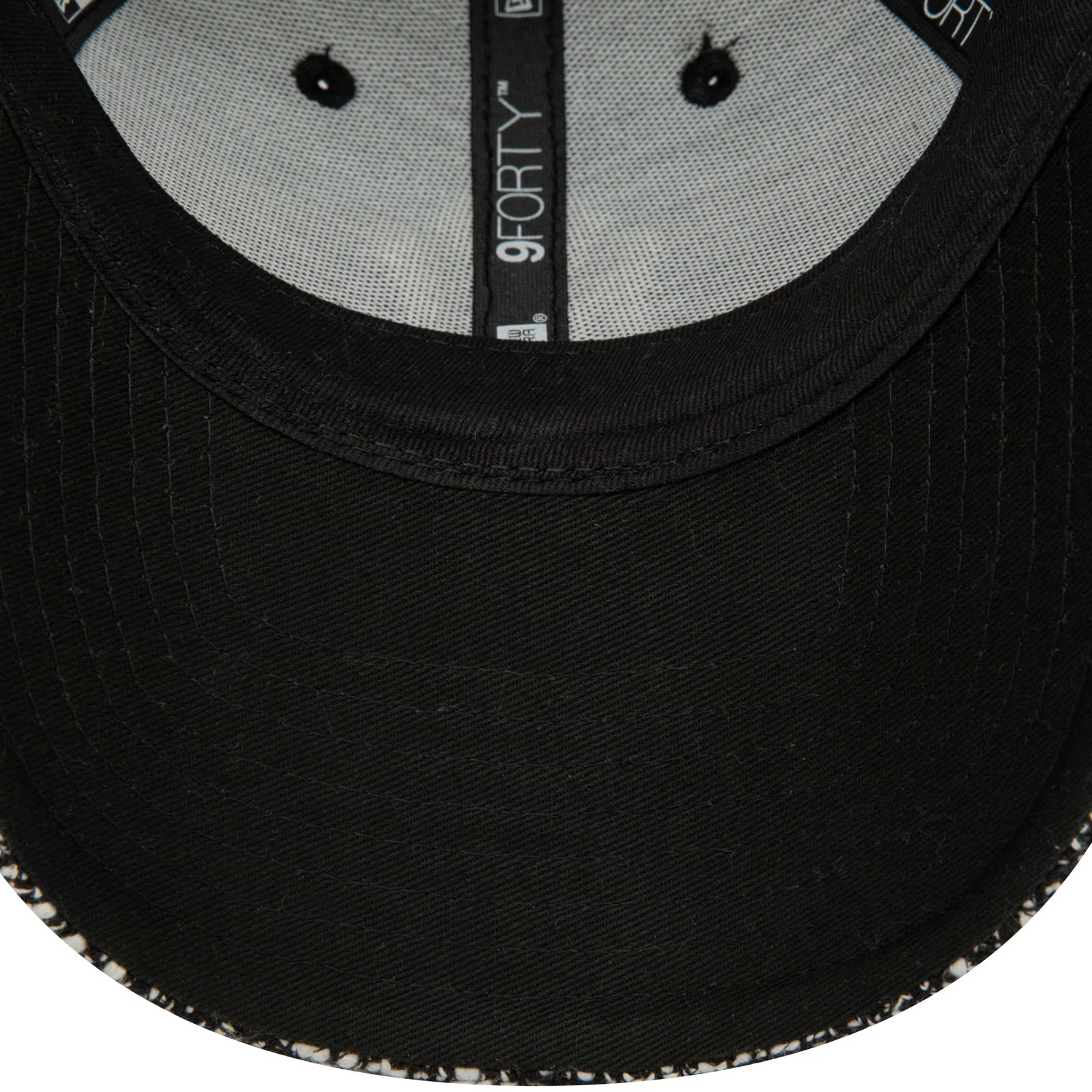 New Era Womens New York Yankees Tweed 9FORTY Baseball Cap - Black - Image 5