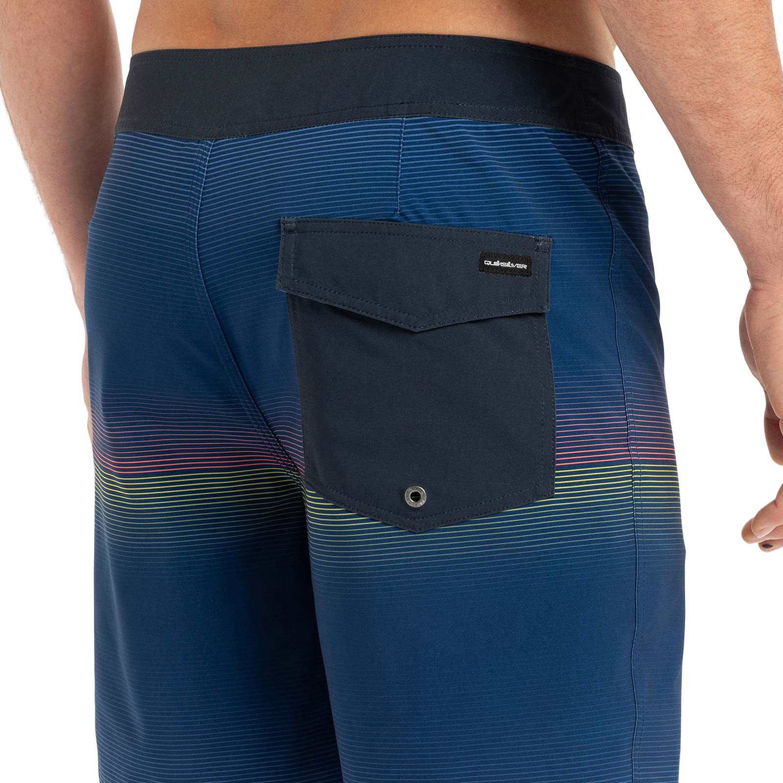 Quiksilver Mens Surfsilk Straight 18" Swim Shorts - Image 10