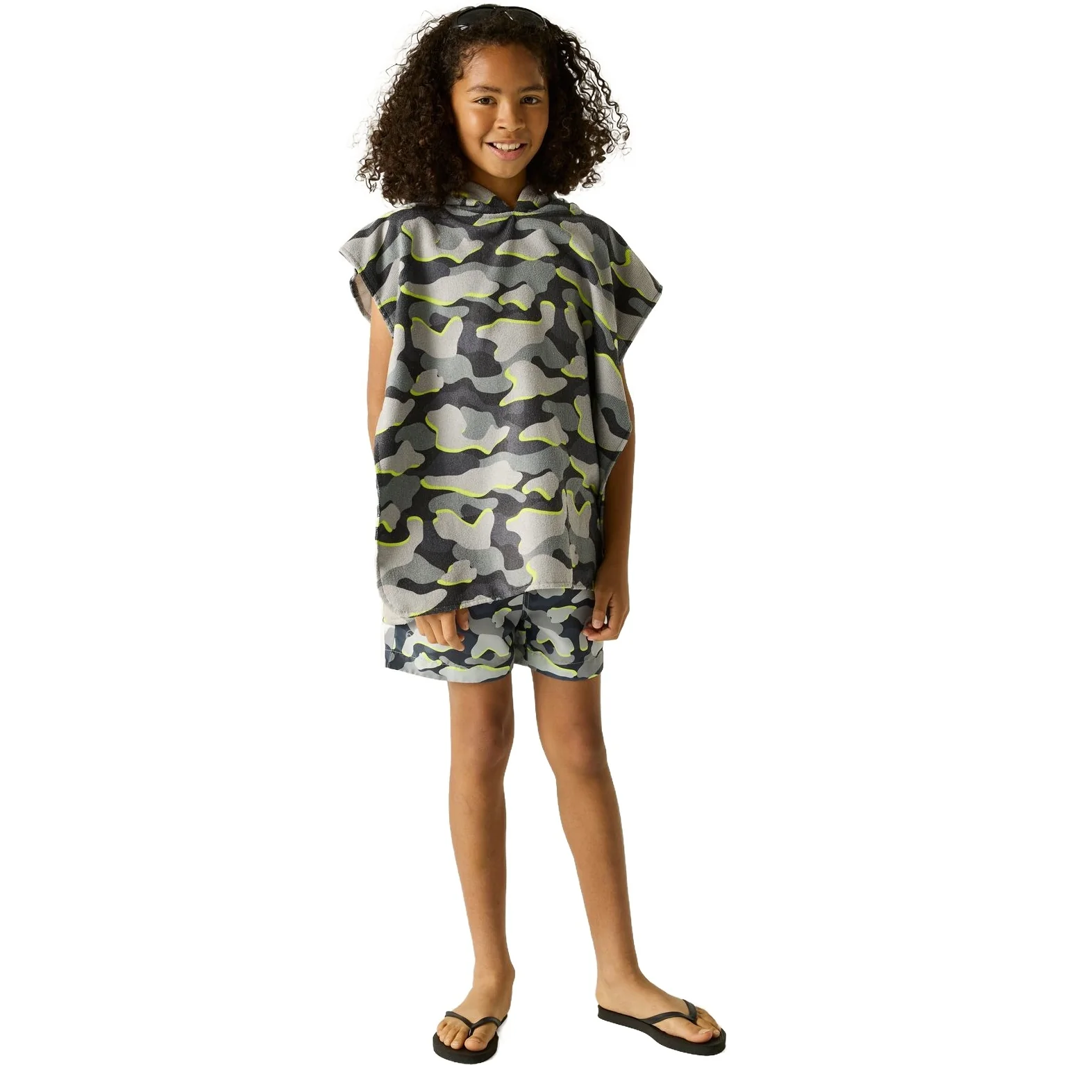 Regatta Kids Hooded Towel Poncho - Image 7