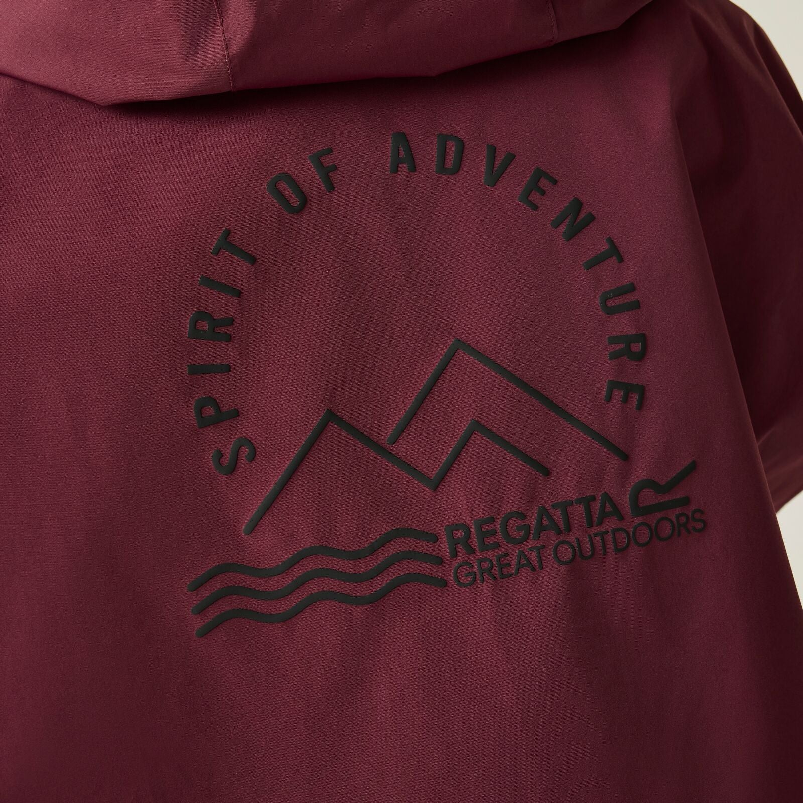 Regatta Kids Spirit Of Adventure Waterproof Changing Robe - Image 150