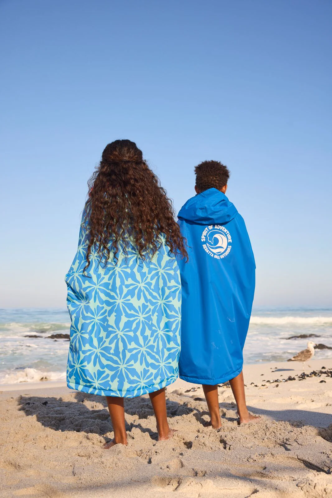 Regatta Kids Spirit Of Adventure Waterproof Changing Robe - Image 210