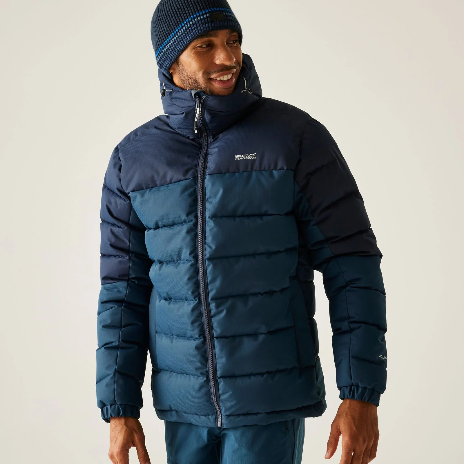 Regatta Mens Aldthorn Hooded Padded Jacket - Image 3