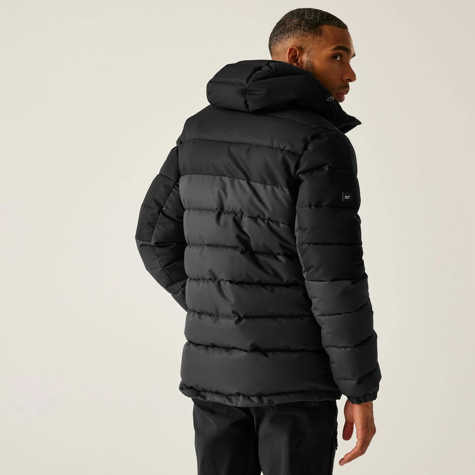 Regatta Mens Aldthorn Hooded Padded Jacket - Image 9
