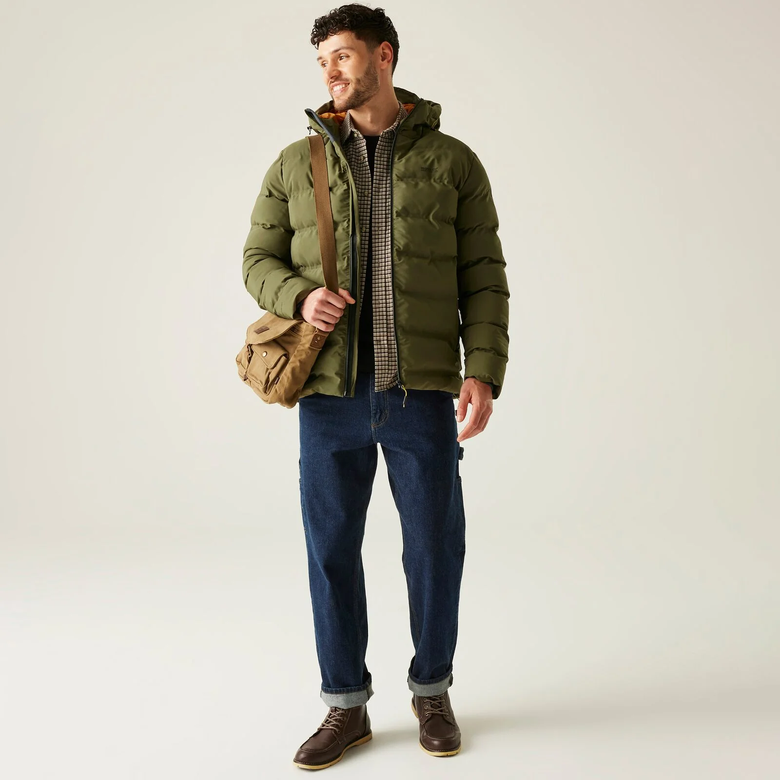 Regatta Mens Altoro Thermal Breathable Hooded Padded Jacket - Image 6