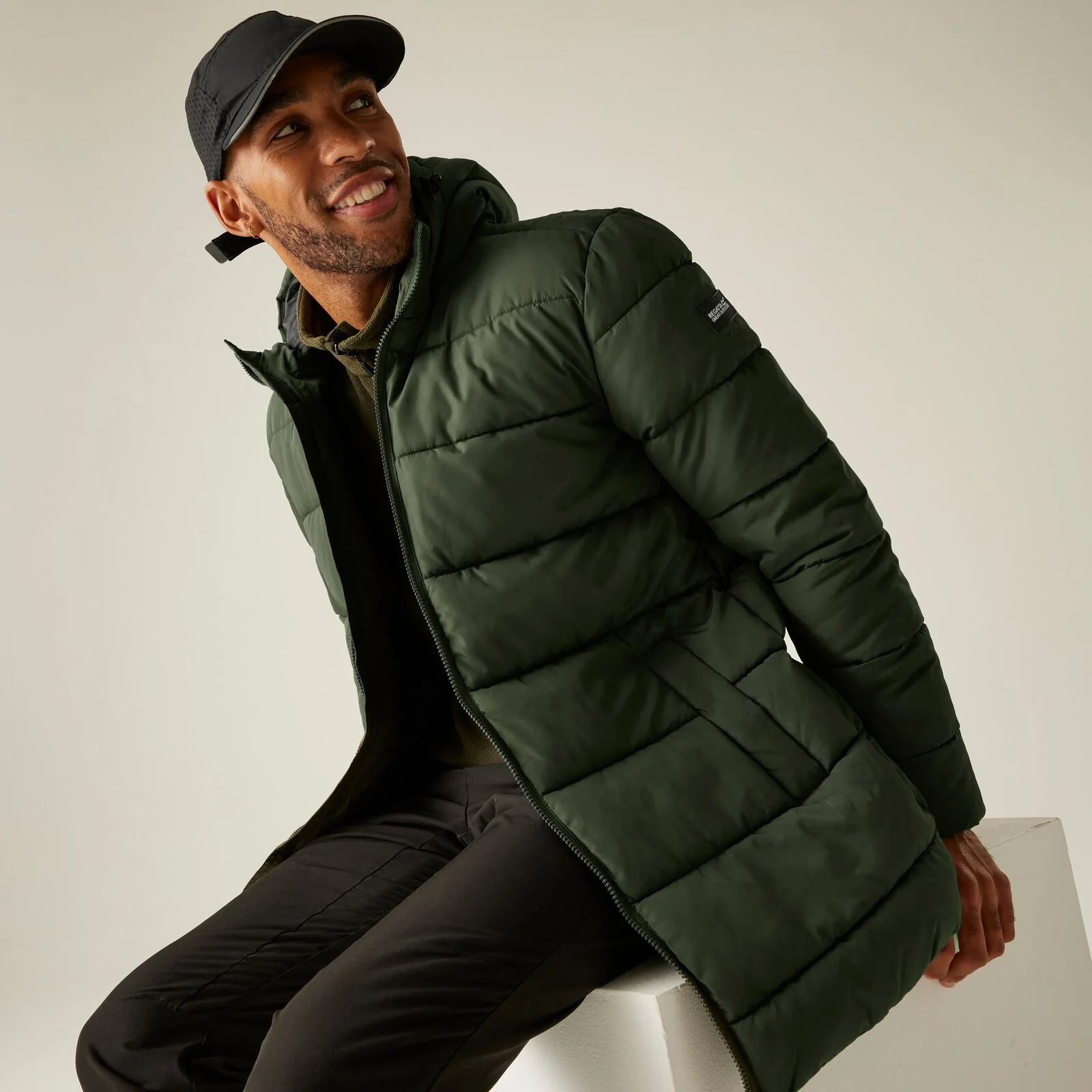 Regatta Mens Laviver Hooded Winter Padded Jacket - Image 11