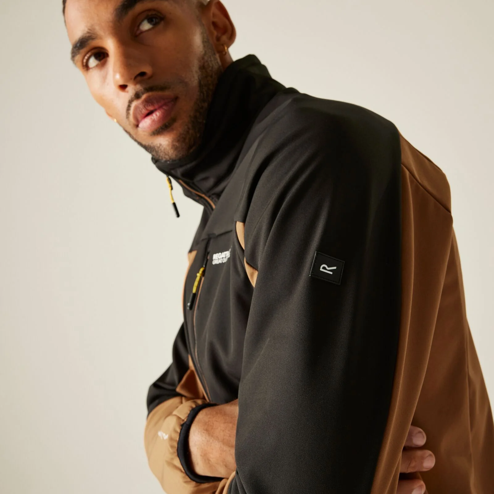 Regatta Mens Moutdale Waterproof Softshell Jacket - Image 20