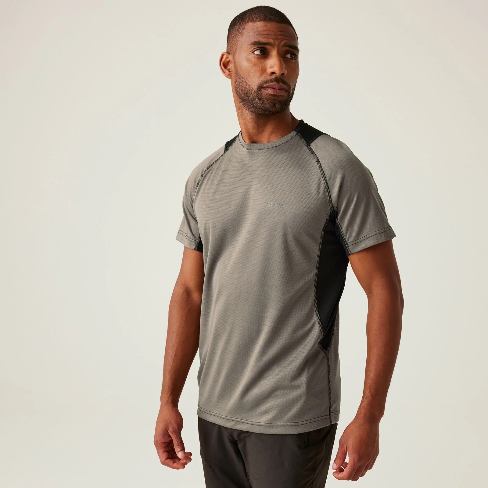 Regatta Mens Virda IV Quick Drying Short Sleeve T-Shirt - Image 4