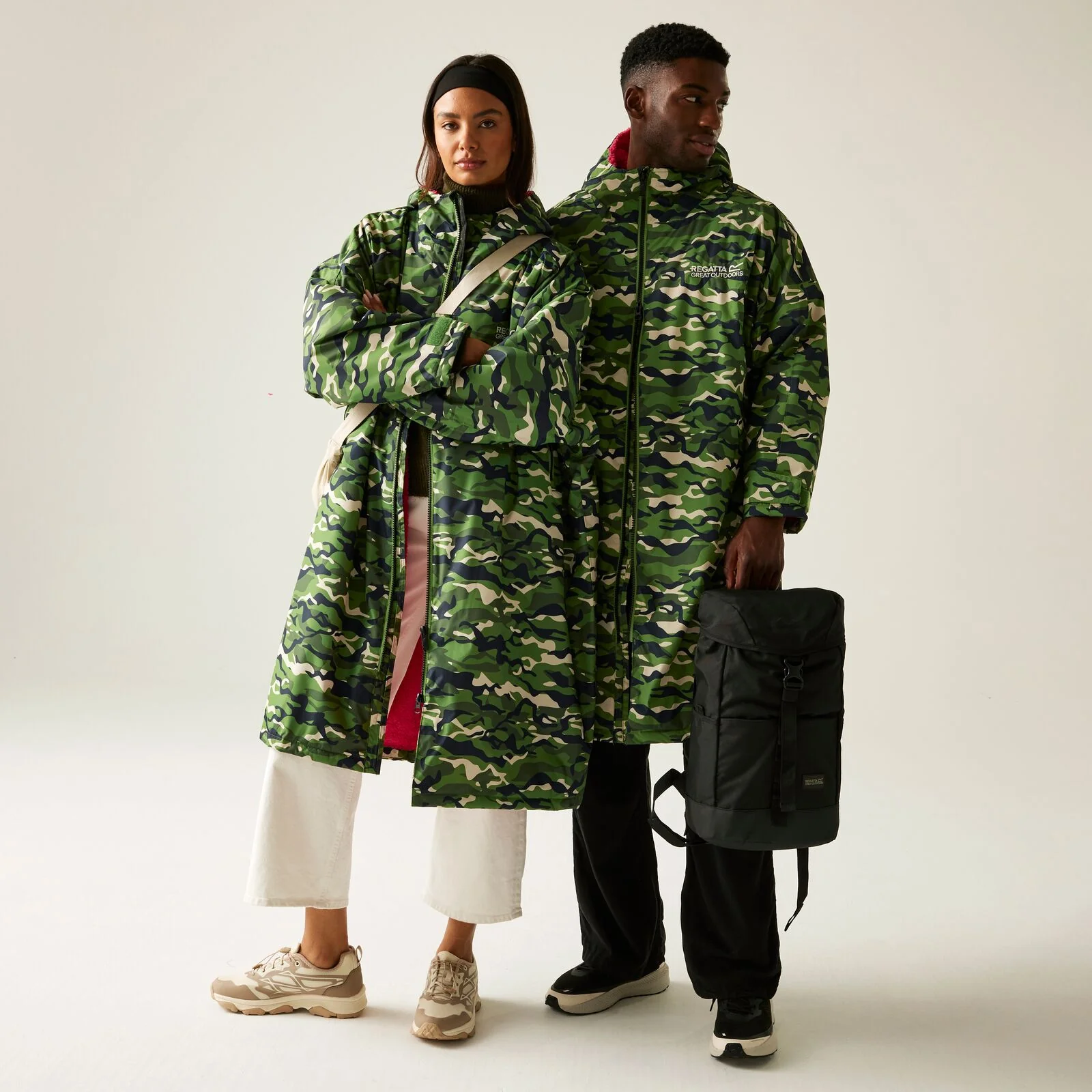 Regatta Outdoor Active Adults Waterproof Changing Robe - Image 35