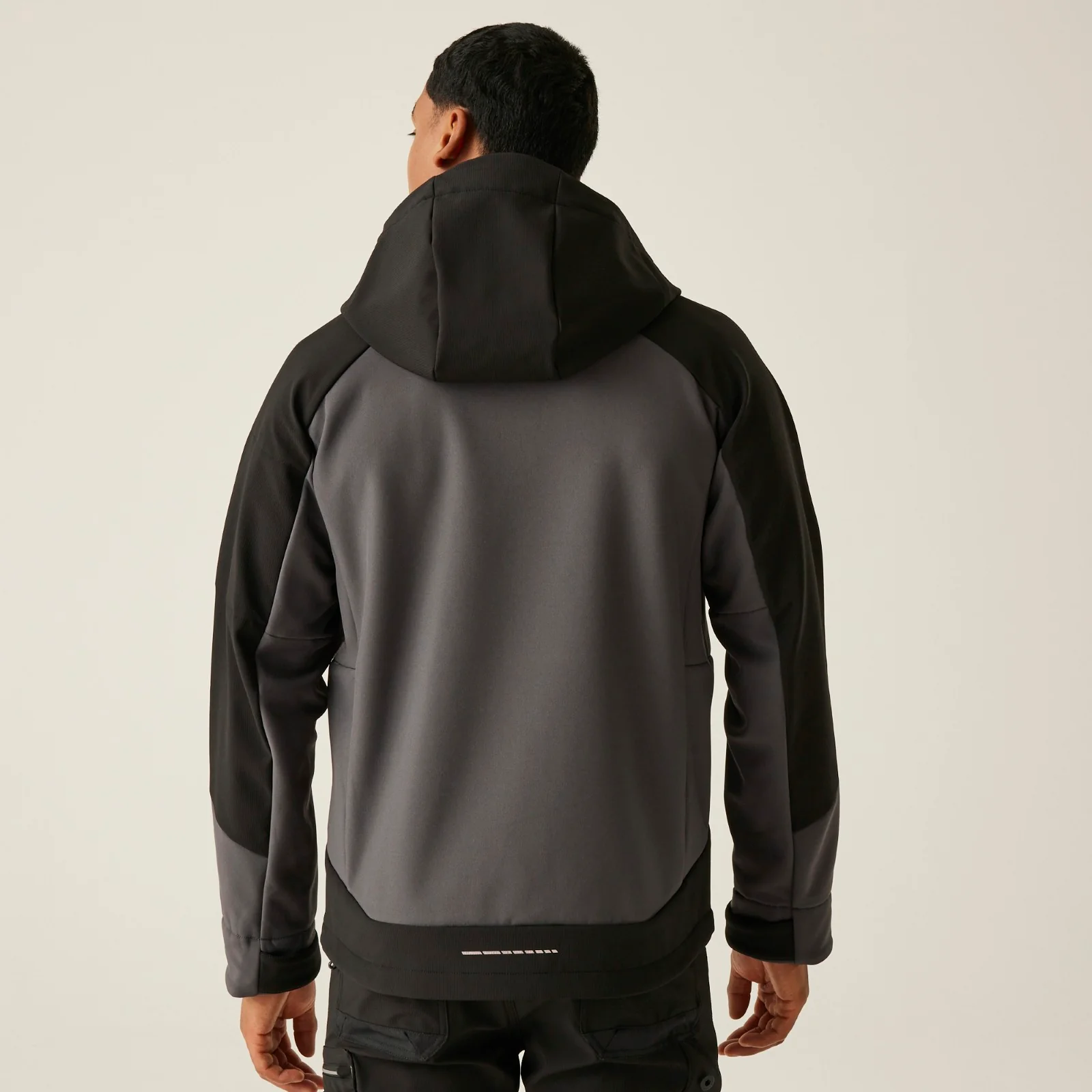 Regatta Professional Mens 4TEX Stretch 3 Layer Softshell Jacket - Image 2