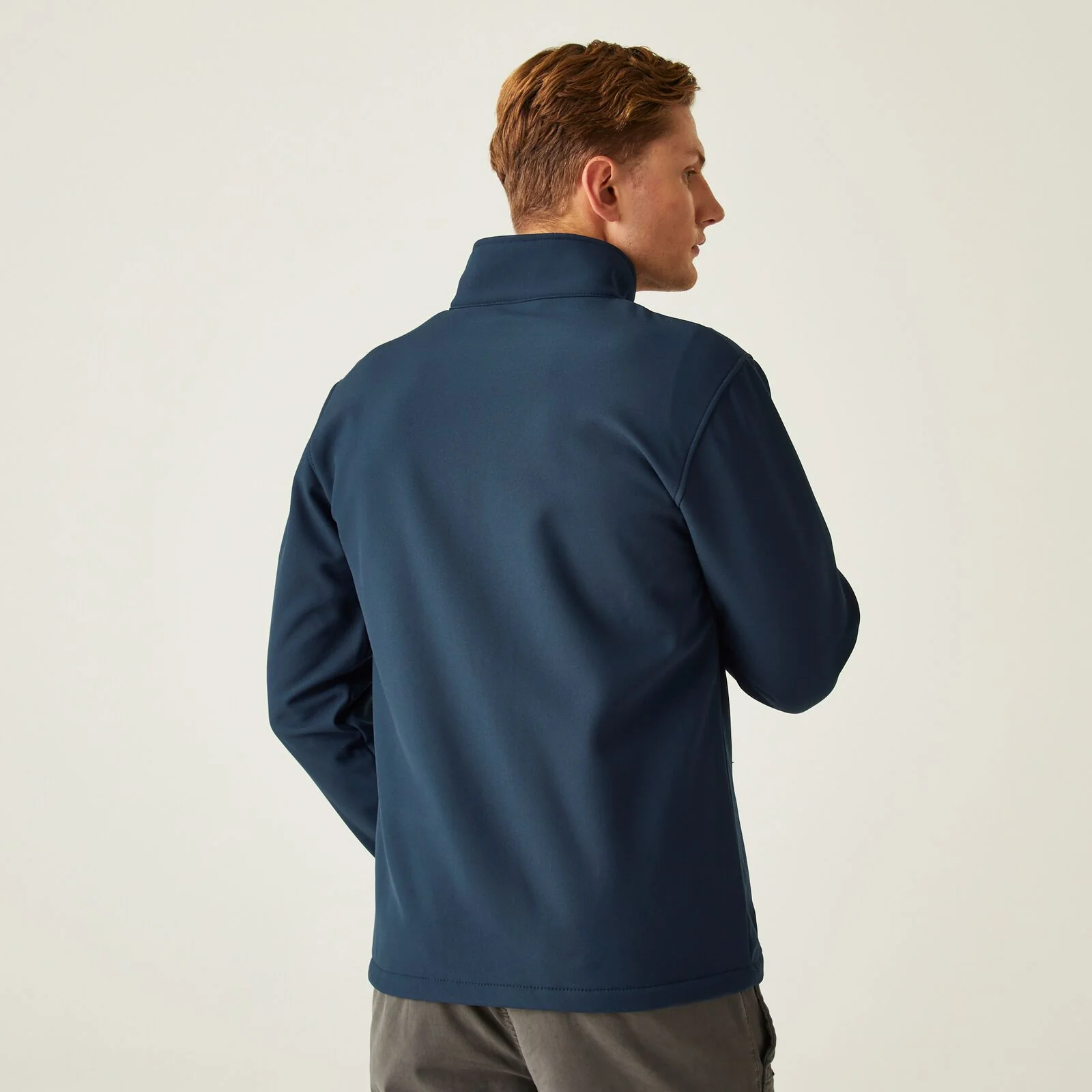 Regatta Professional Mens Ascender 2 Layer Softshell Jacket - Image 10