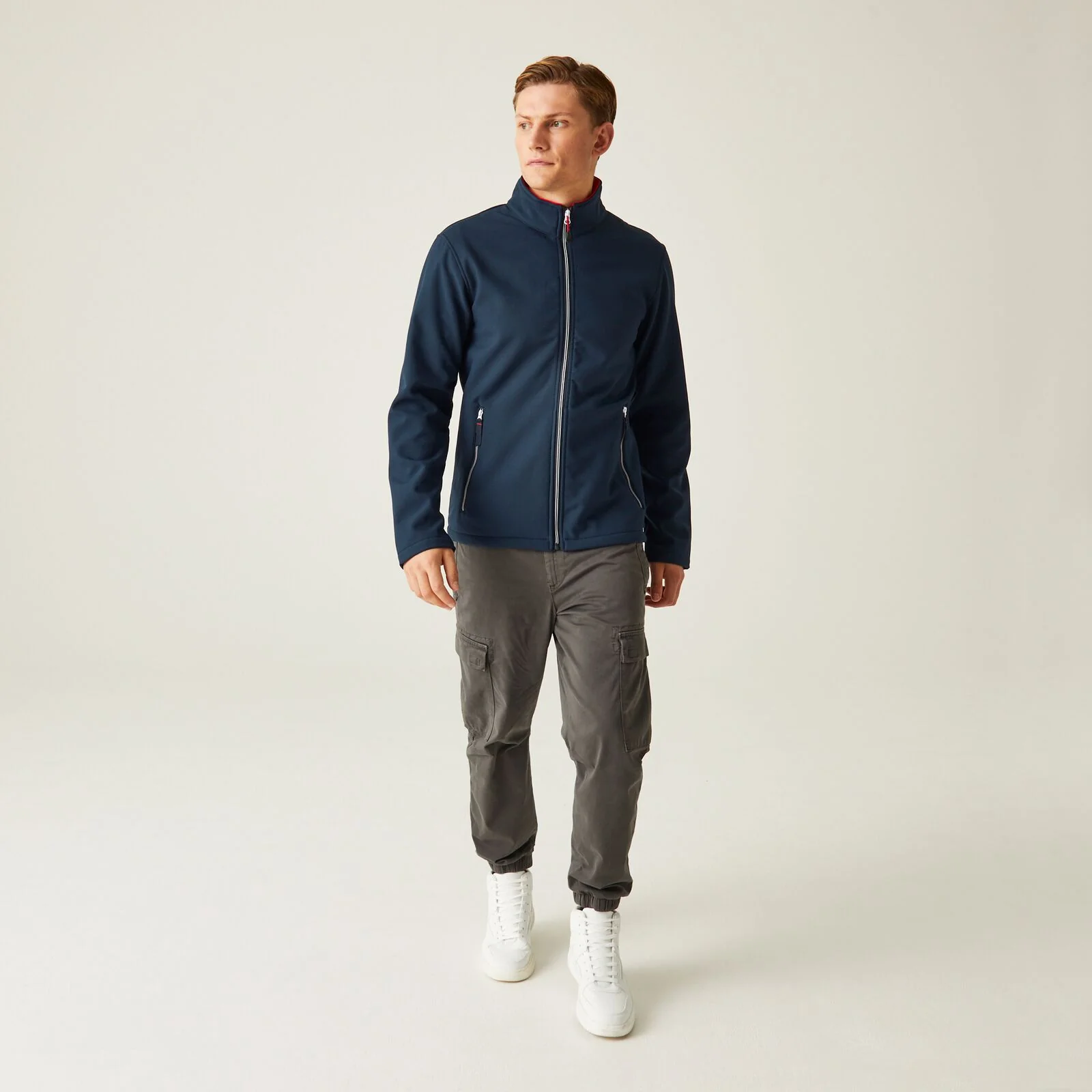 Regatta Professional Mens Ascender 2 Layer Softshell Jacket - Image 12