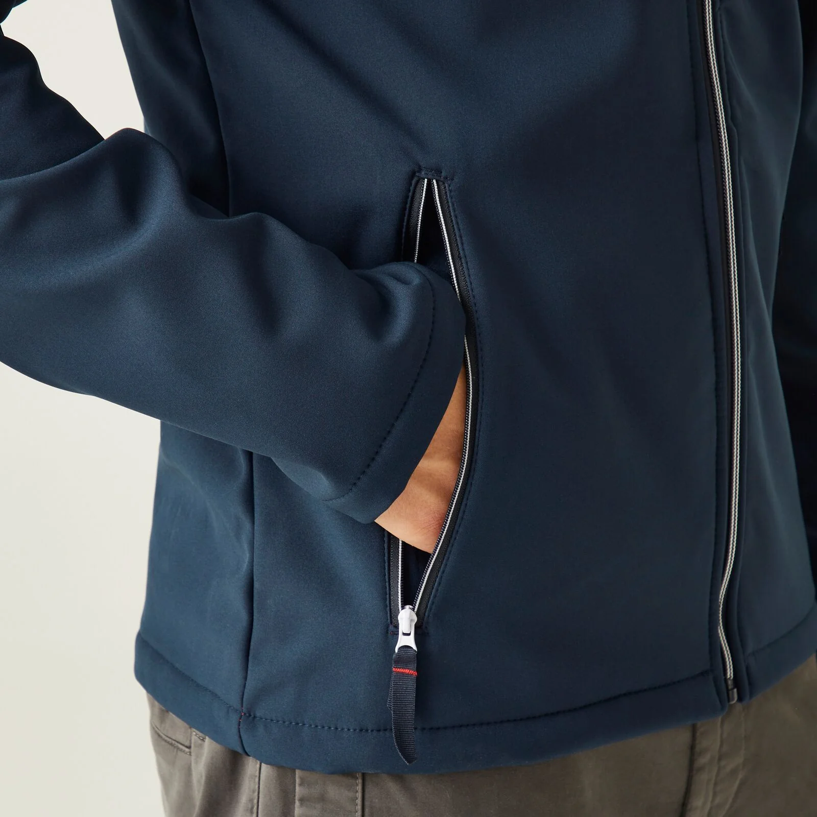 Regatta Professional Mens Ascender 2 Layer Softshell Jacket - Image 16