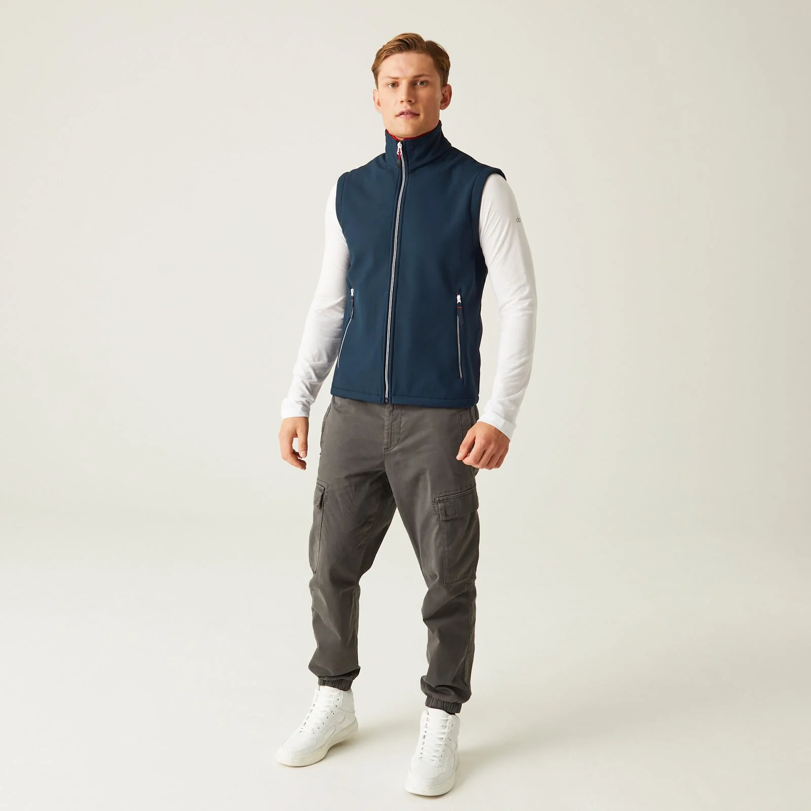 Regatta Professional Mens Ascender Softshell Gilet - Image 12