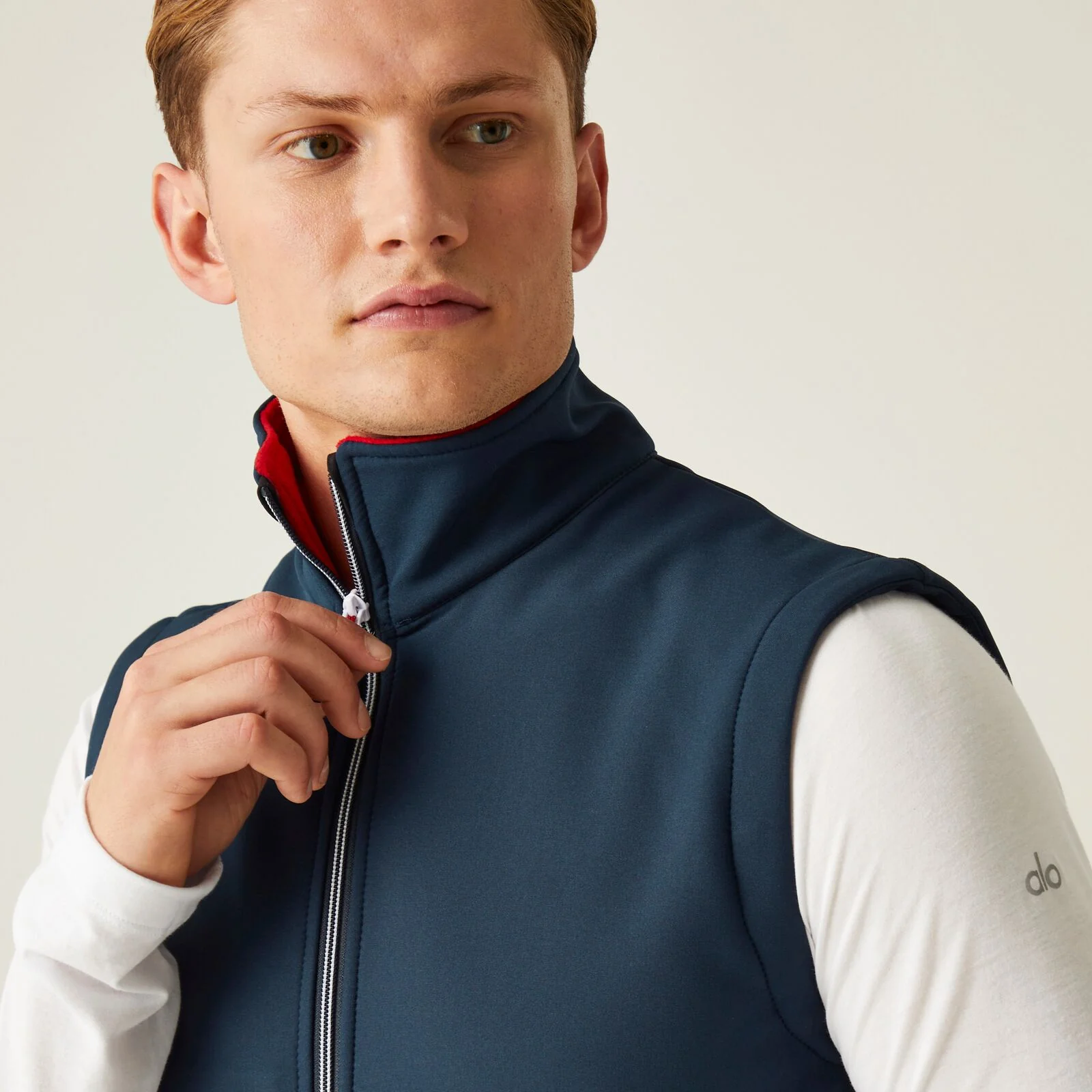 Regatta Professional Mens Ascender Softshell Gilet - Image 14