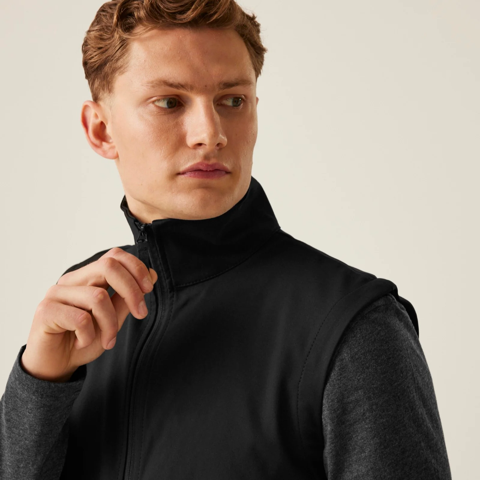 Regatta Professional Mens Classic Printable Softshell Gilet - Image 13