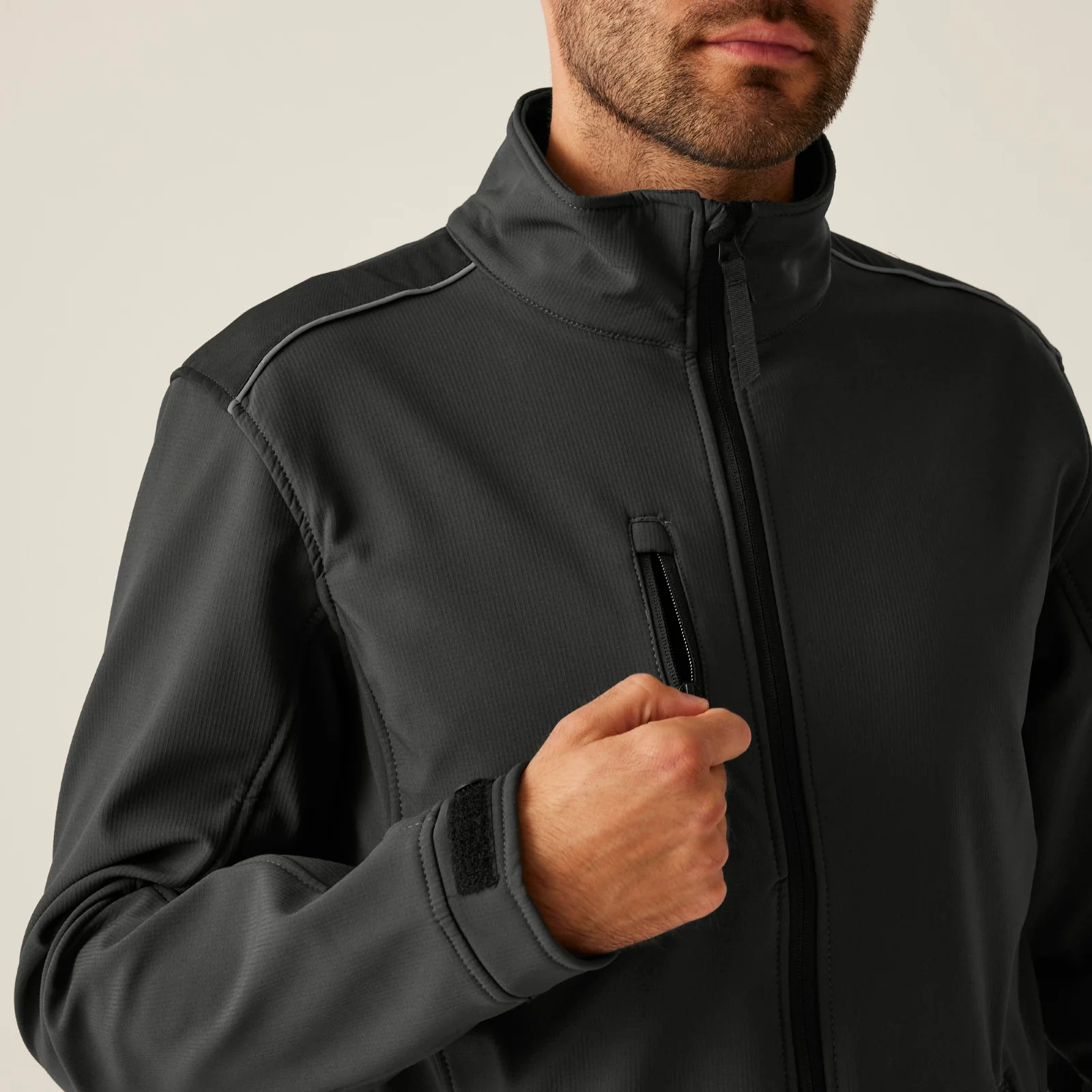 Regatta Professional Mens Sandstorm Ripstop Softshell Jacket - Image 14