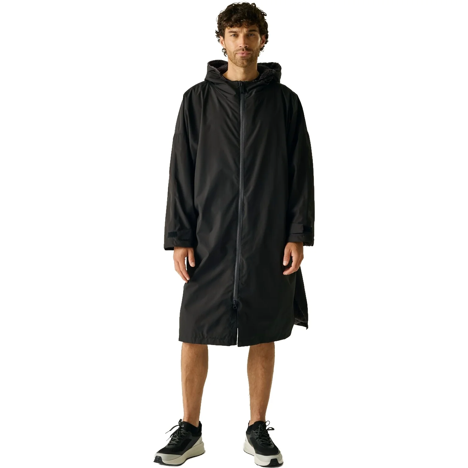 Regatta Professional Waterpoof Changing Robe - Image 3