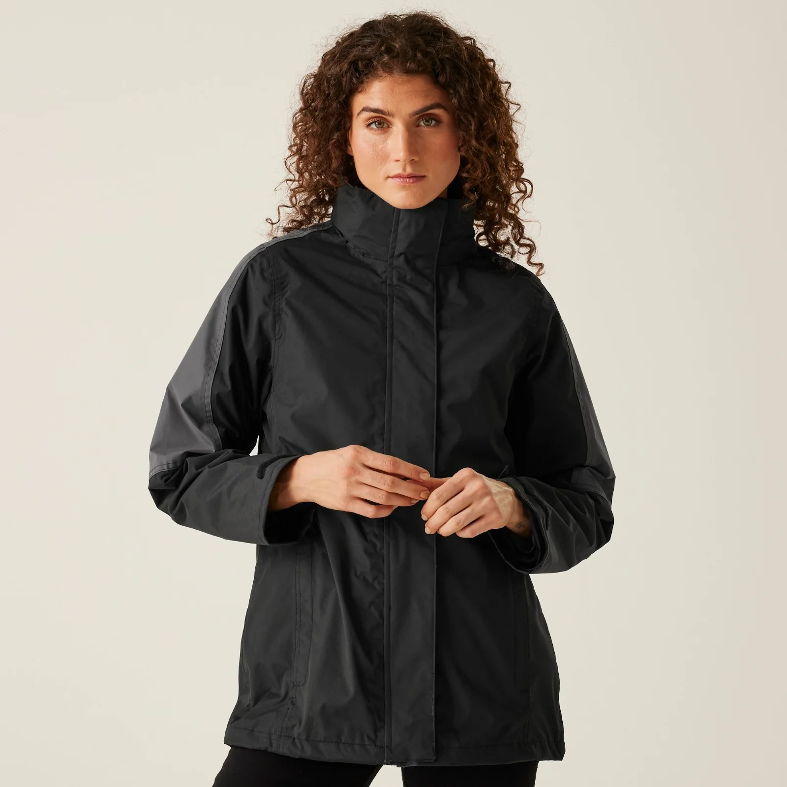 Regatta Professional Womens Defender III Waterproof 3 in 1 Jacket - Image 2