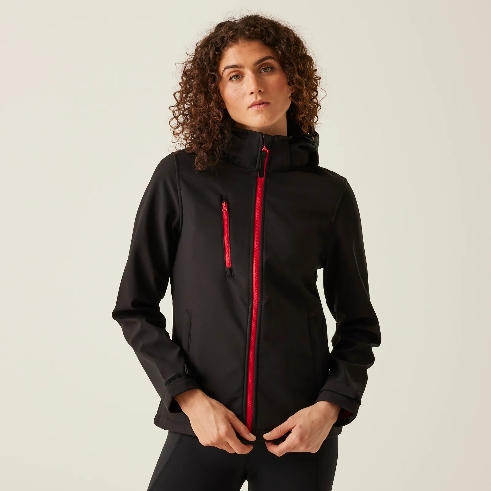 Regatta Professional Womens Venturer Printable Softshell Jacket - Image 4