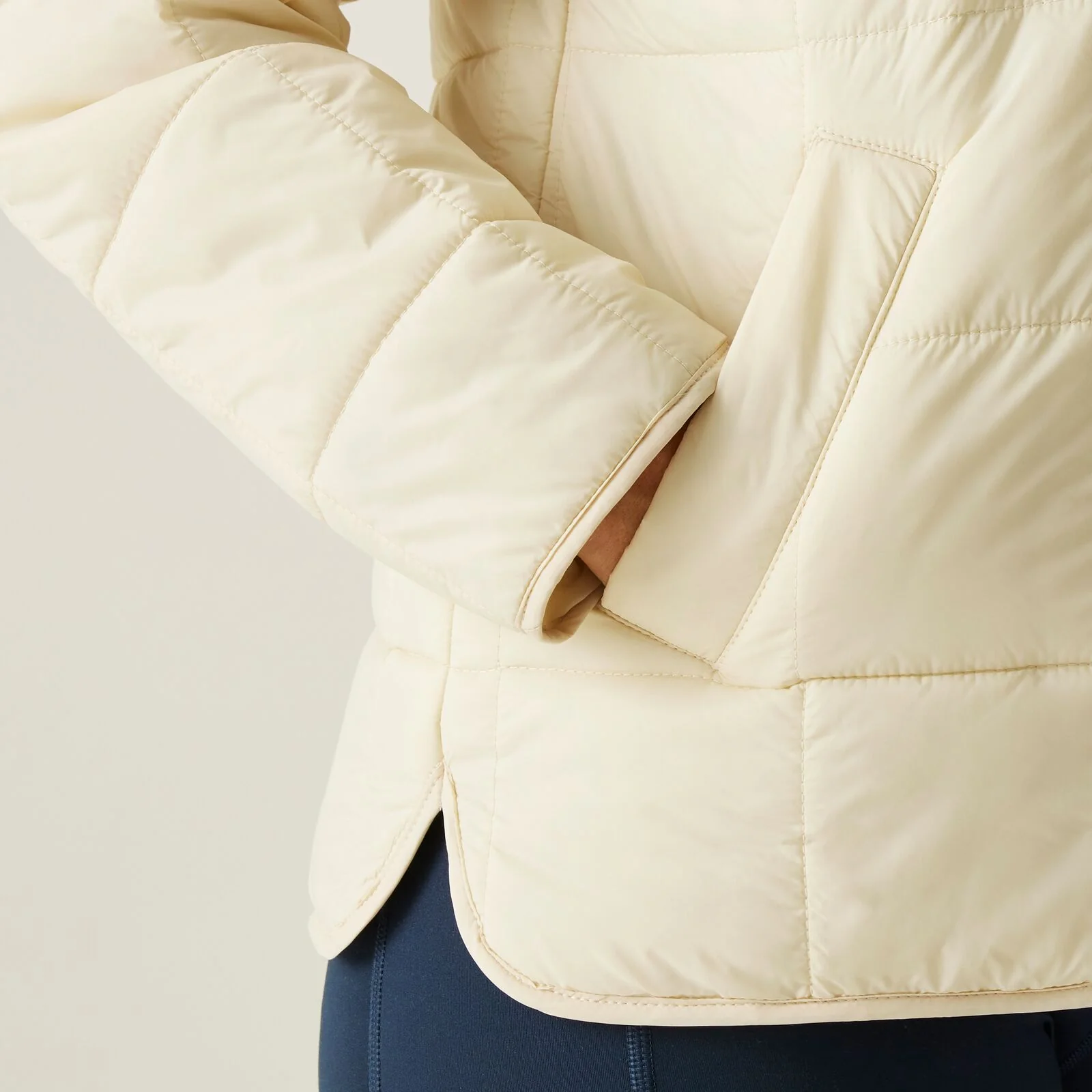 Regatta Womens Courcelle II Padded Jacket - Image 21
