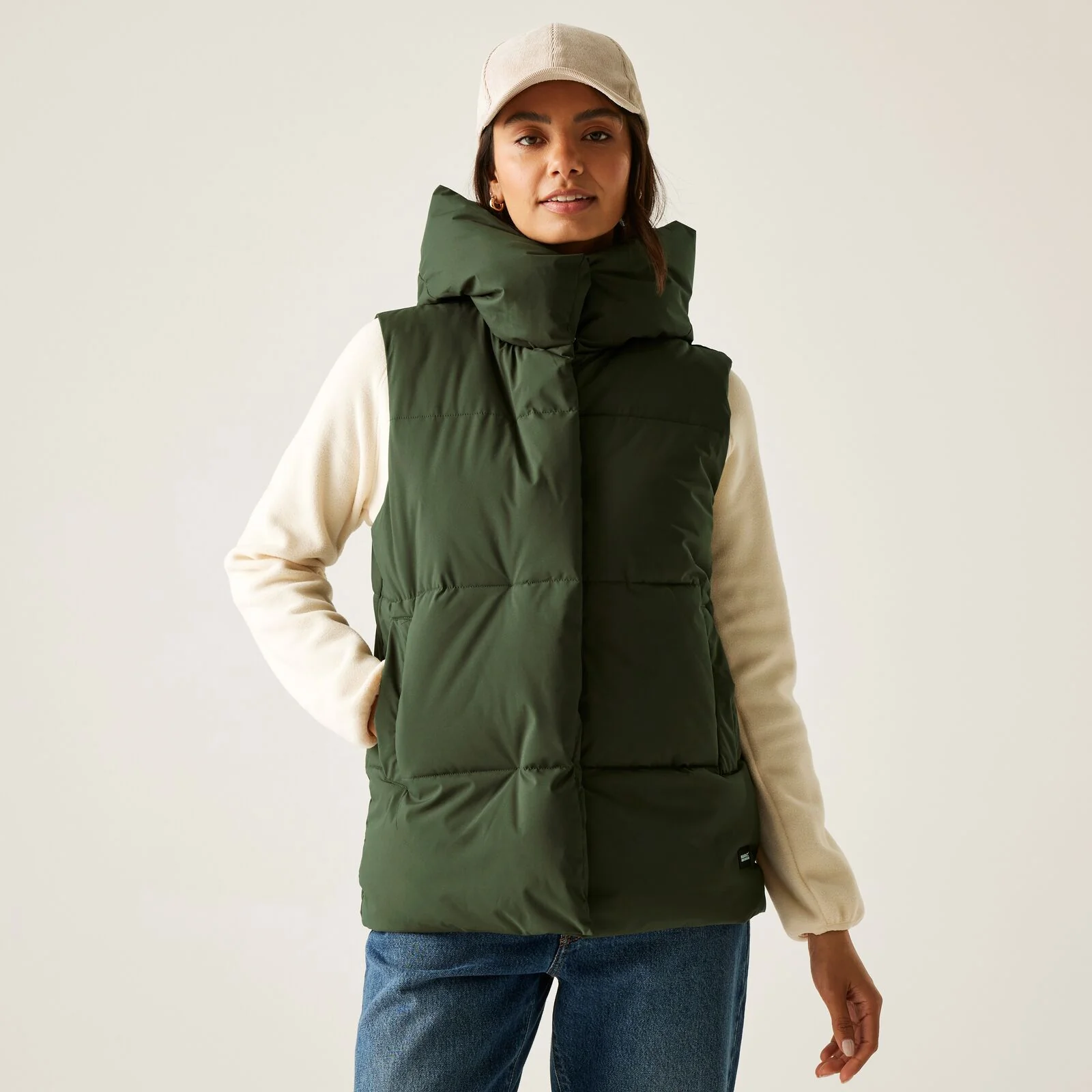 Regatta Womens Kelse Insulated Hooded Bodywarmer Gilet - Image 2