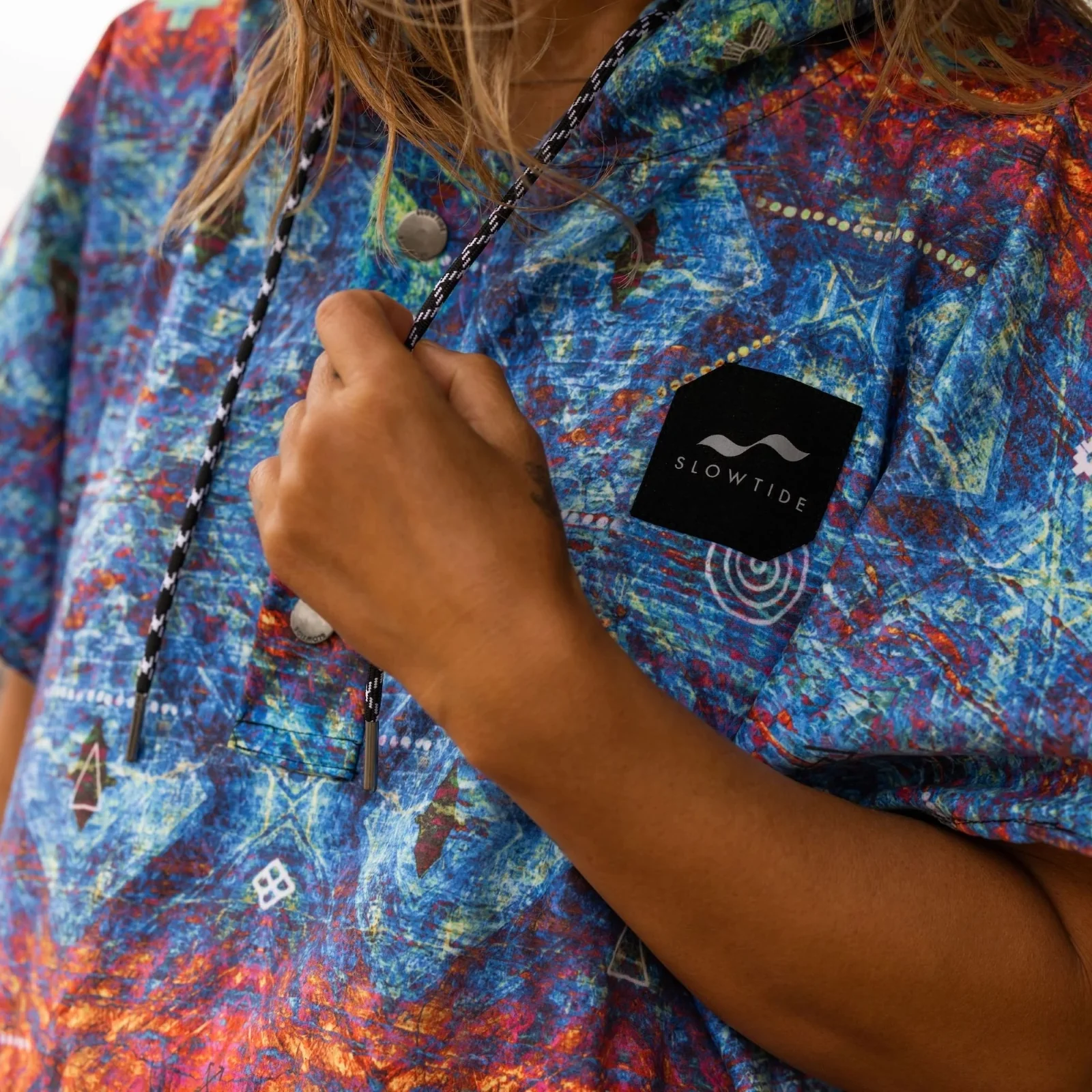 Slowtide Kassia Quick Dry Poncho - Image 2