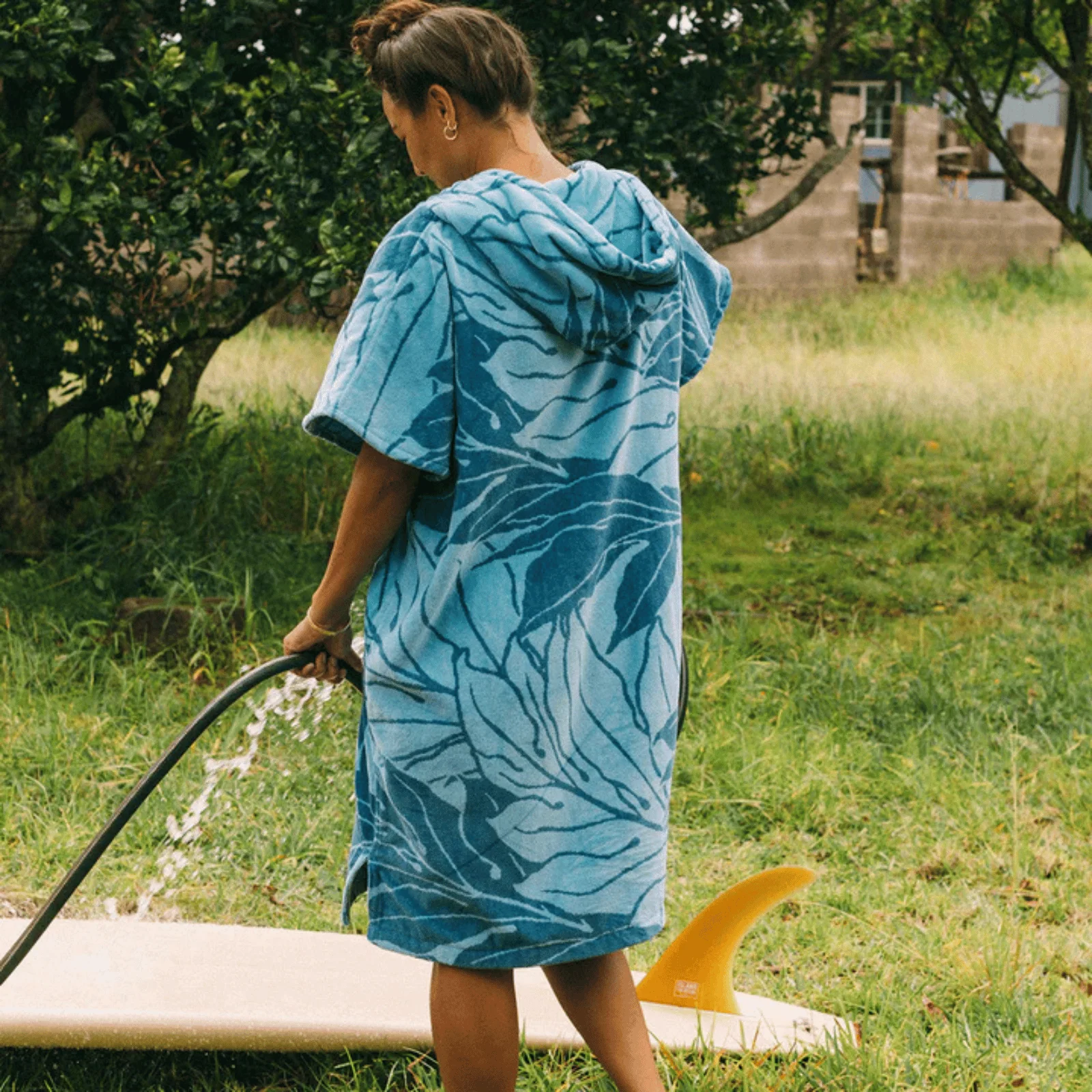 Slowtide Ulu Extra Warm Poncho - Image 4