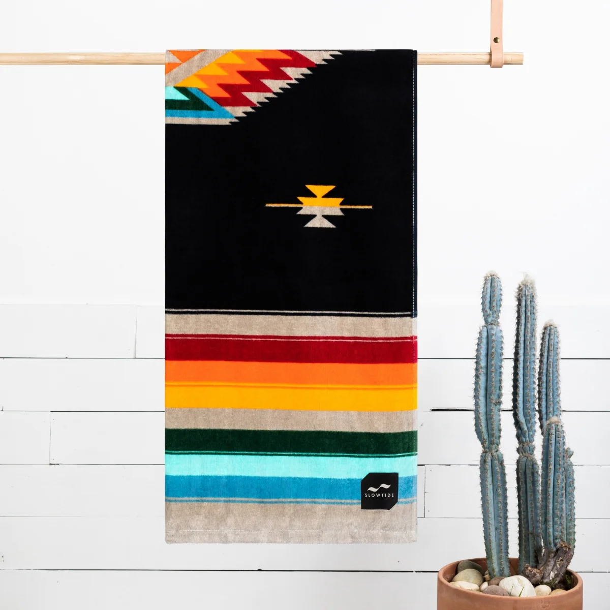 Slowtide Valen Black Beach Towel - Black - Image 2