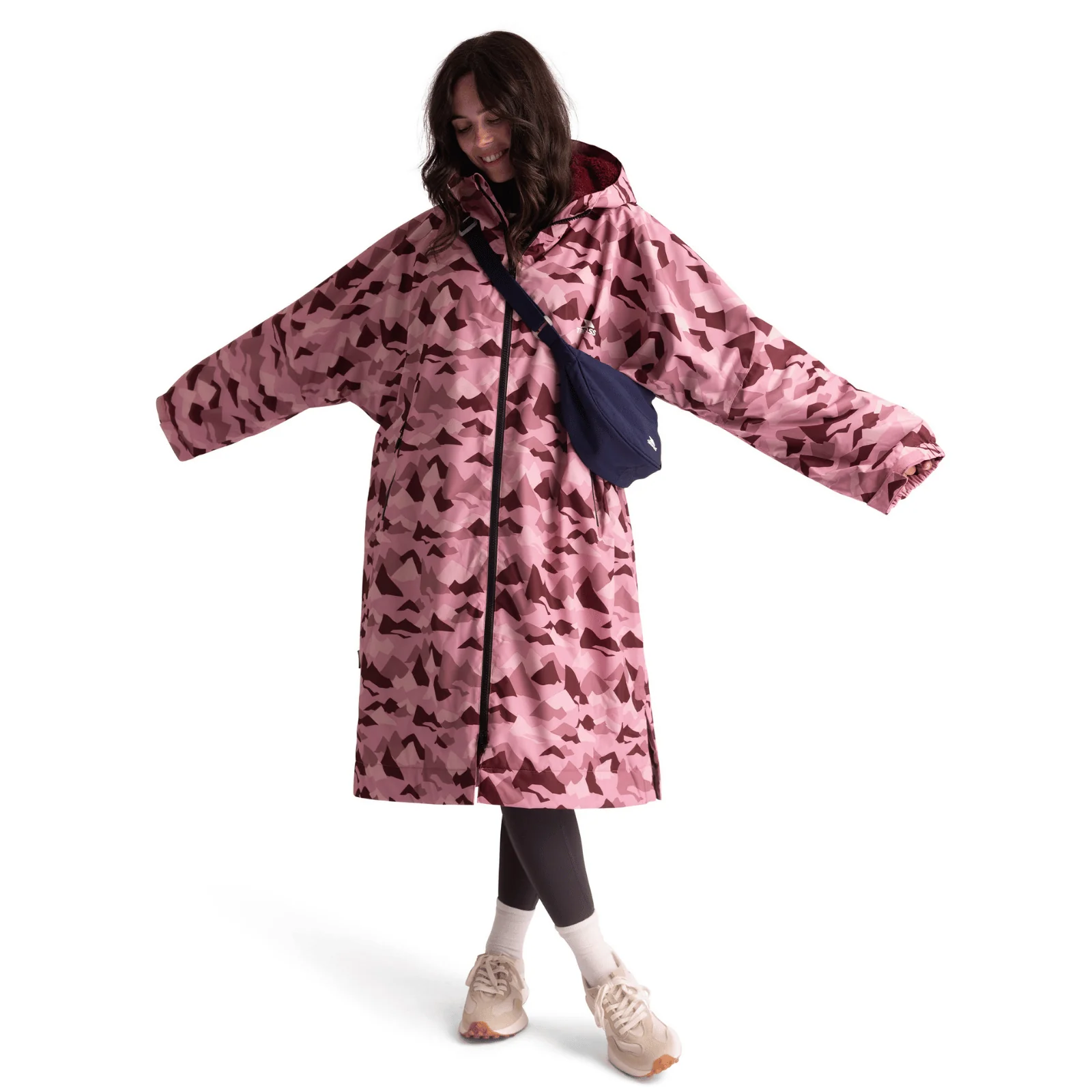 Trespass Havelock Waterproof Changing Robe - Image 15